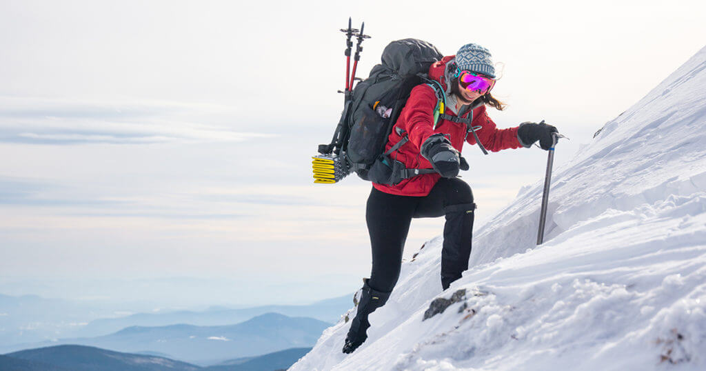 What to wear on a hike during winter